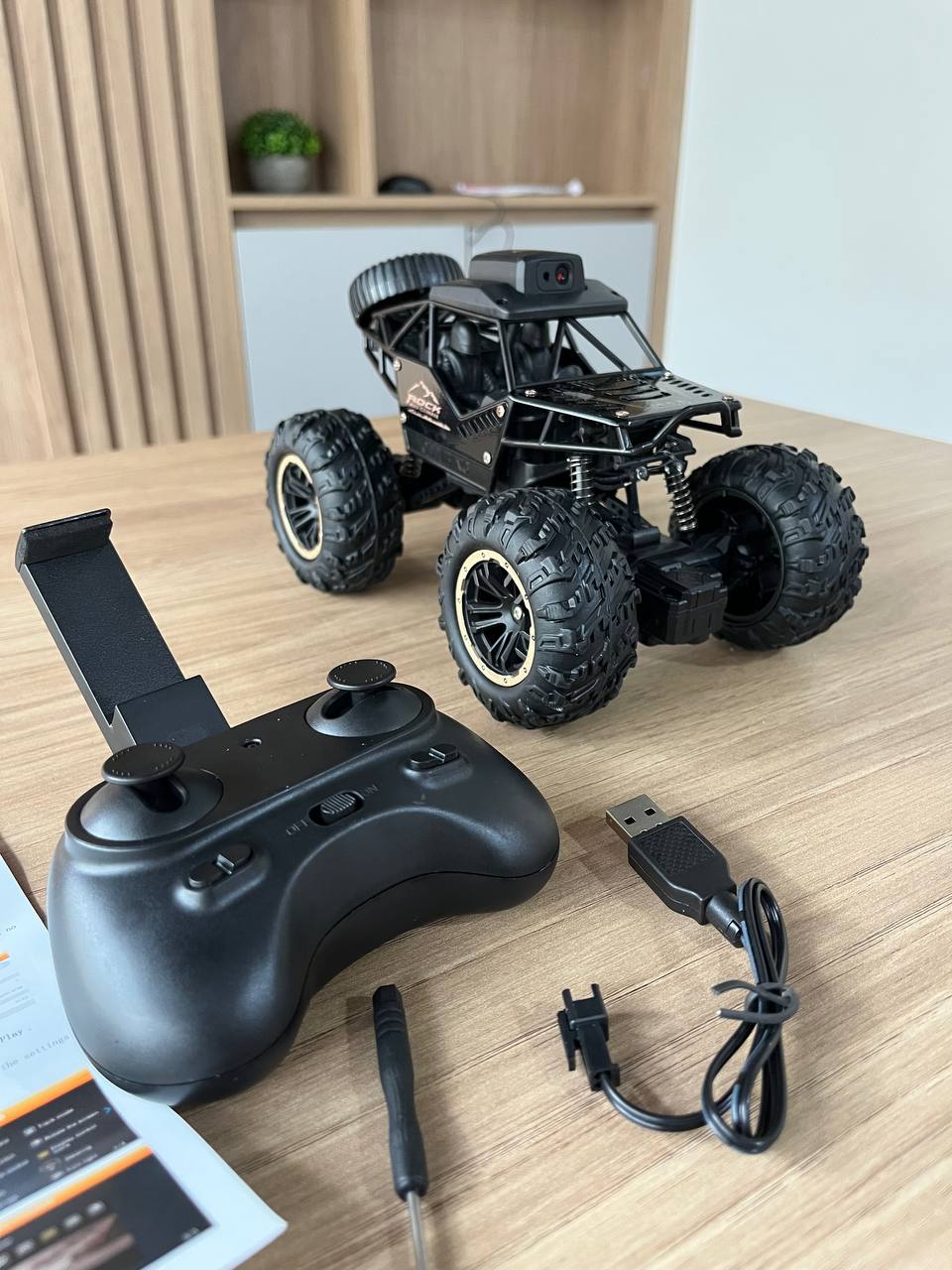 NUEVO CARRO CONTROL TODO TERRENO 4x4 CON CAMARA HD FPV WIFI